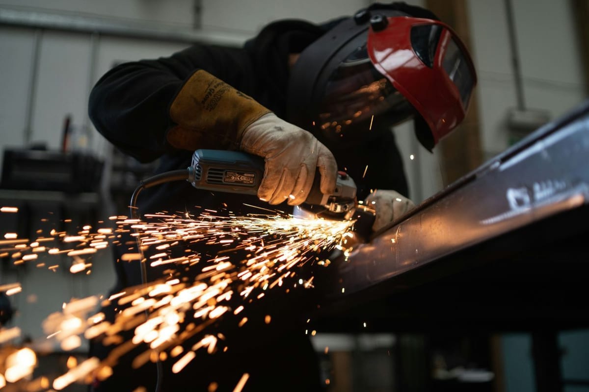 Manufacturing industry — digital solutions by Sofokus